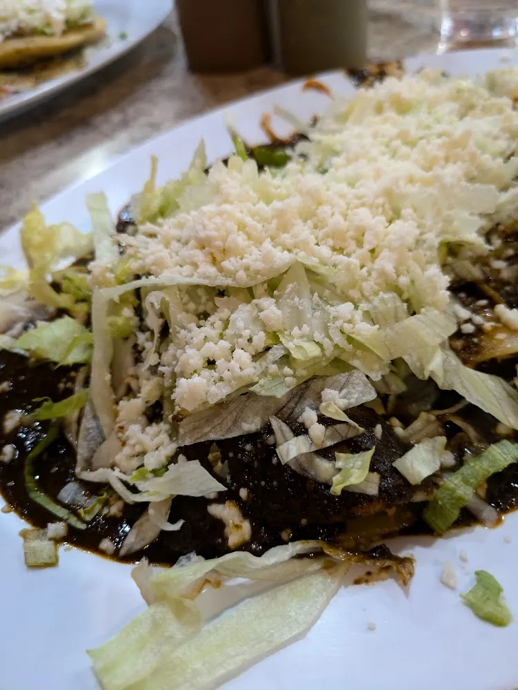 Enmoladas De Pollo